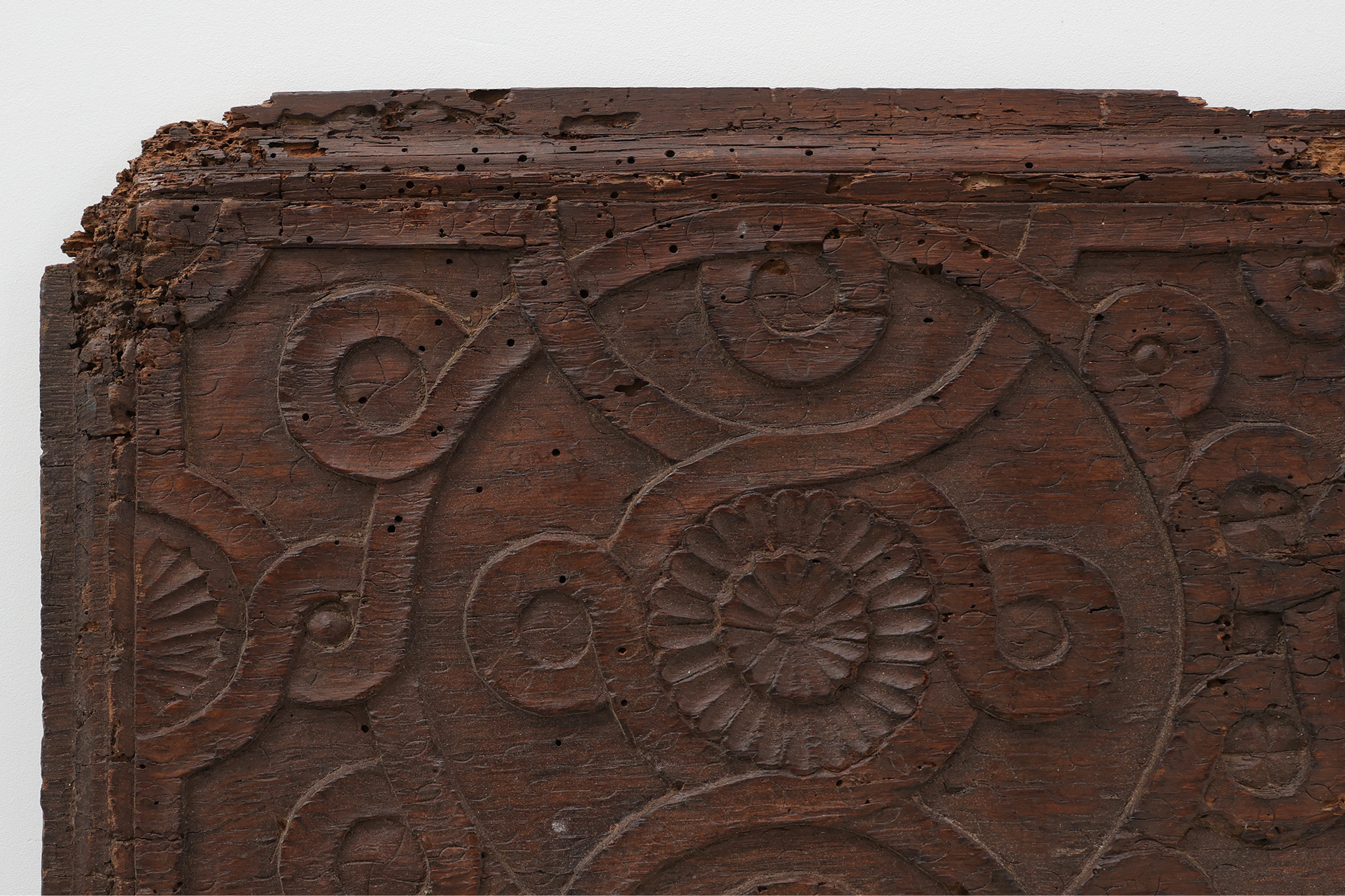 16th Century Gothic Wood Panel from France with Geometric Ornamentthumbnail